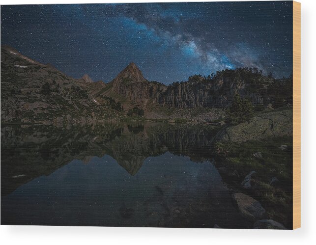 Night Wood Print featuring the photograph Mountain Lake by David Martn Castn