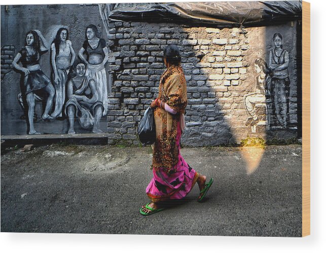Street Wood Print featuring the photograph Mural Street by Avishek Das