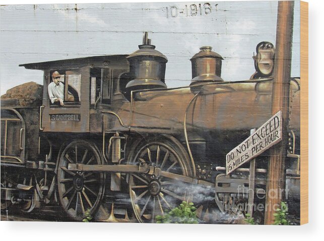 Sheffield Alabama Wood Print featuring the photograph Sheffield Railroad Mural by Roberta Byram