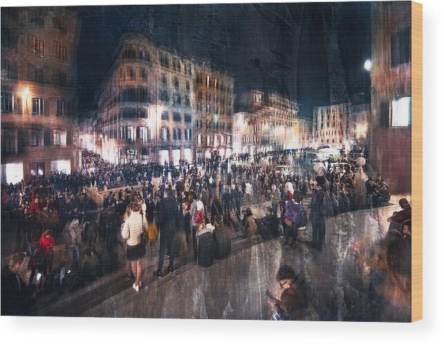 Night Wood Print featuring the photograph Night In Piazza Di Spagna by Nicodemo Quaglia