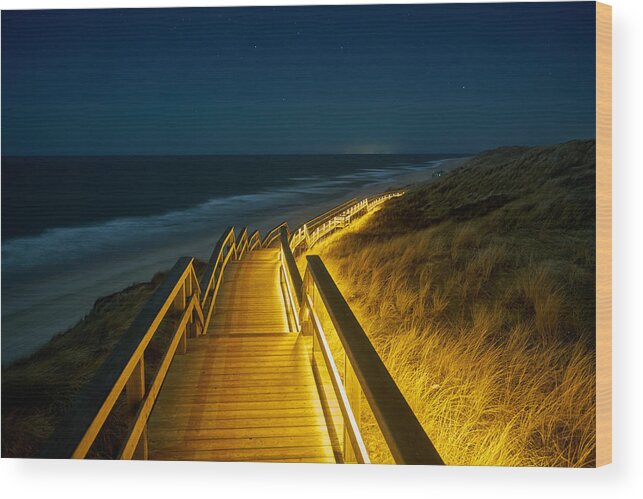 Sea Wood Print featuring the photograph Night Walk To The Sea by Bodo Balzer