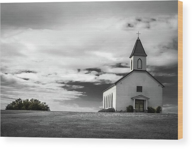 Church Wood Print featuring the photograph Old church by Peyton Vaughn