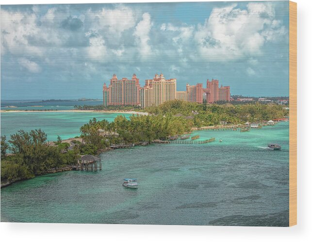 Paradise Island Wood Print featuring the photograph Paradise Island Bahamas by Kristia Adams