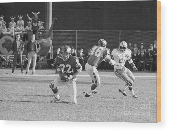 People Wood Print featuring the photograph Paul Krause Catching Interception by Bettmann