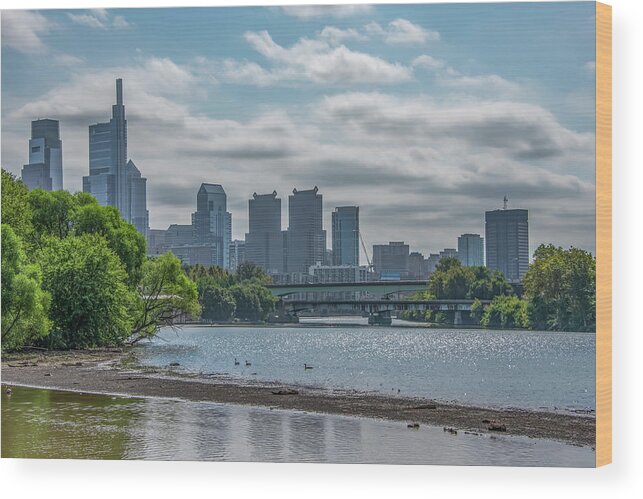 Philadelphia Wood Print featuring the photograph Philadelphia Cityscape from Boathouse Row by Bill Cannon