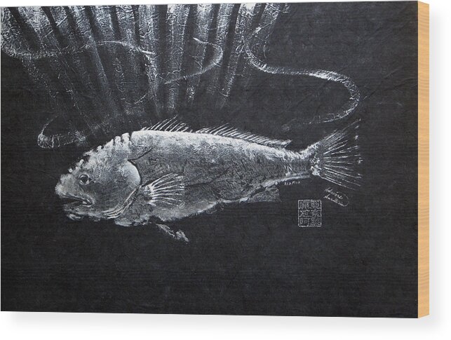 Fish Wood Print featuring the painting Redfish - Silver with Sun Rays by Adrienne Dye