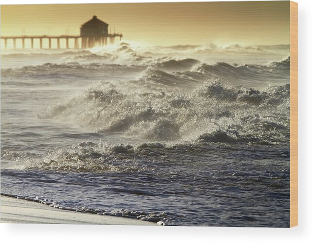 Water's Edge Wood Print featuring the photograph Rough Sea by Ct757fan