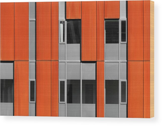 Urban Wood Print featuring the photograph Rusty Minimal 2 by Stuart Allen