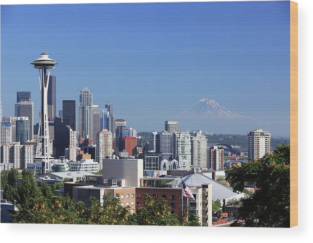 Downtown District Wood Print featuring the photograph Seattle, Wa by Veni