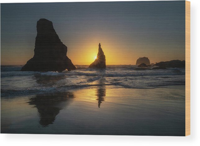 Bandon Wood Print featuring the photograph Silhouette by Usha Peddamatham