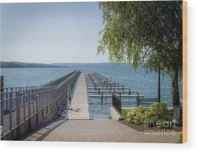 Boat Slips Wood Print featuring the photograph Skaneateles City Pier by William Norton