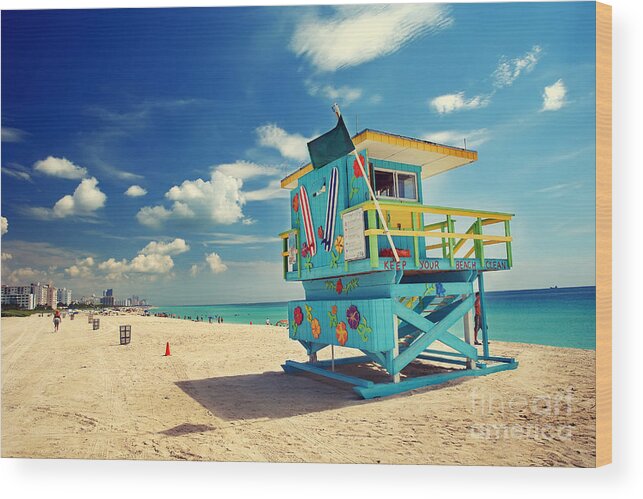 Usa Wood Print featuring the photograph South Beach In Miami Florida by S.borisov