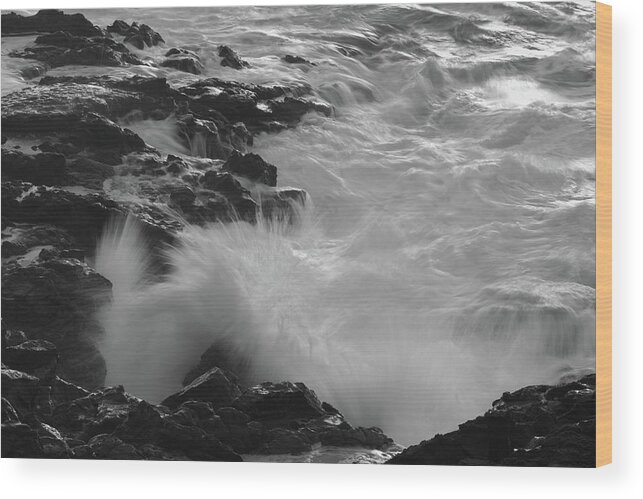 Hawaii Wood Print featuring the photograph Splatter by Ivan Franklin