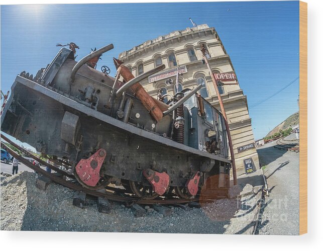 Steampunk Wood Print featuring the photograph Steampunk HQ, New Zealand g1 by Dan Yeger