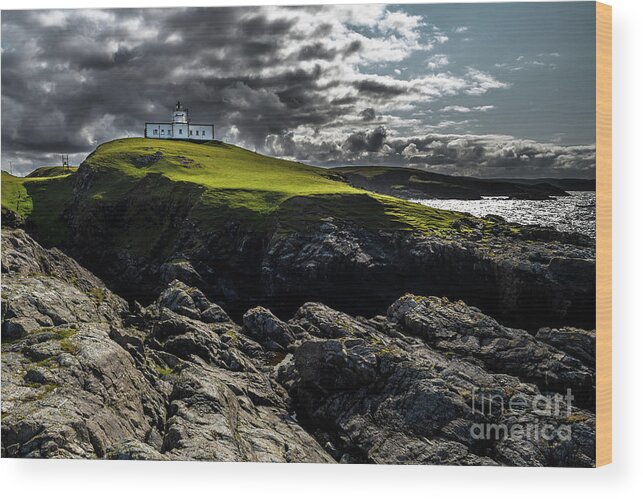 Scotland Wood Print featuring the photograph Strathy Point Lighthouse In Scotland by Andreas Berthold