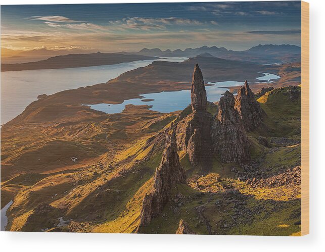 Scotland Wood Print featuring the photograph Sunrise On The Storr by Luigi Ruoppolo