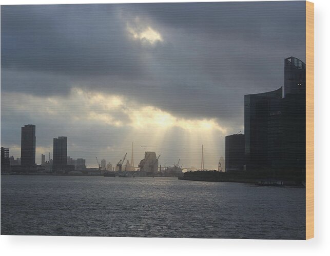 Tranquility Wood Print featuring the photograph Sunrises On The Bund Img_2525 by Xiaozhu Yuan