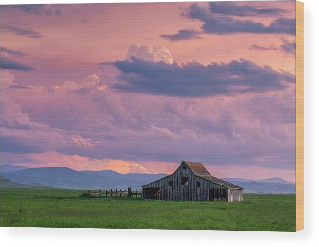 Barn Wood Print featuring the photograph Sunset Over Gable Barn by Denise Bush