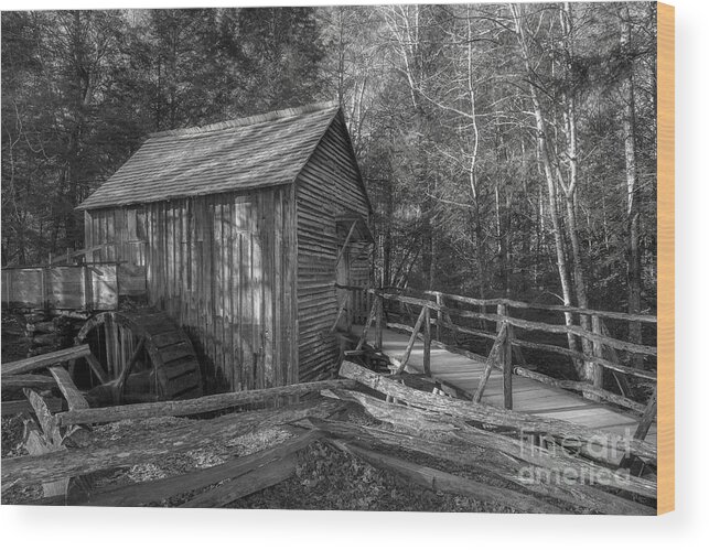 Grist Mill Wood Print featuring the photograph Tennessee Mill 2 by Mike Eingle