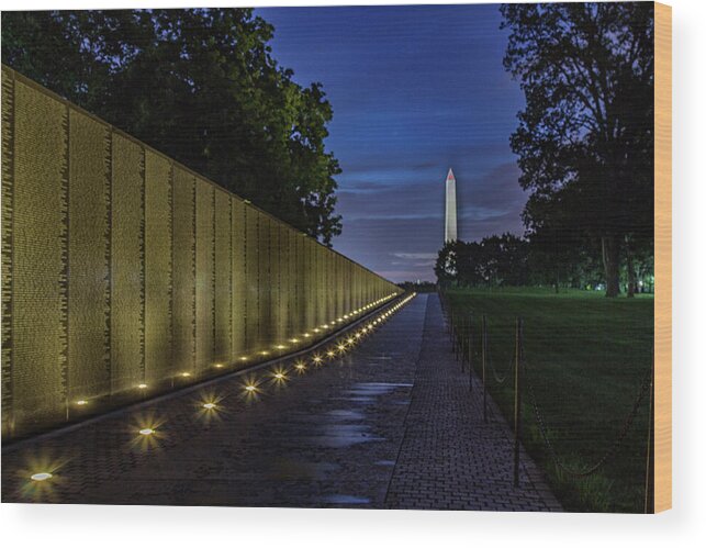 Dawn Wood Print featuring the photograph The Wall at Dawn by Rod Best