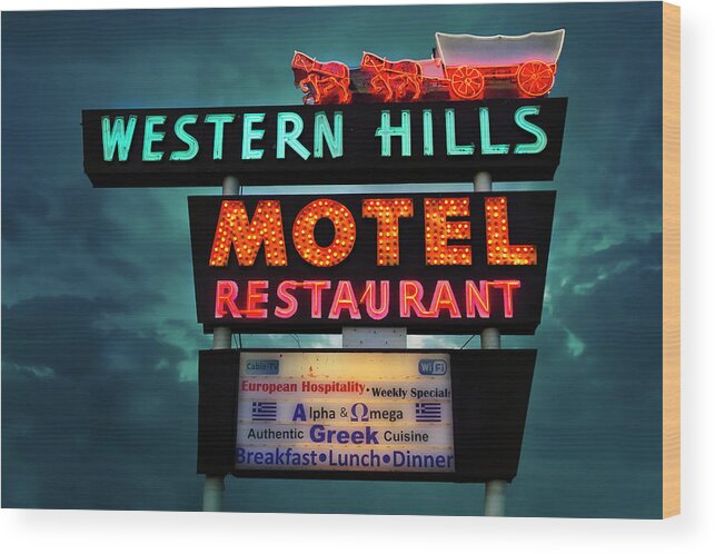 Flagstaff Wood Print featuring the photograph Western Hills Motel by Micah Offman