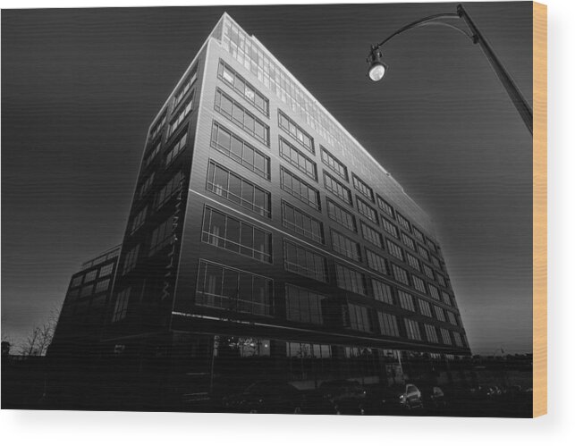 Building Wood Print featuring the photograph Wills Wharf Building by Ken Liang