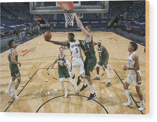 Smoothie King Center Wood Print featuring the photograph Eric Bledsoe by Layne Murdoch Jr.
