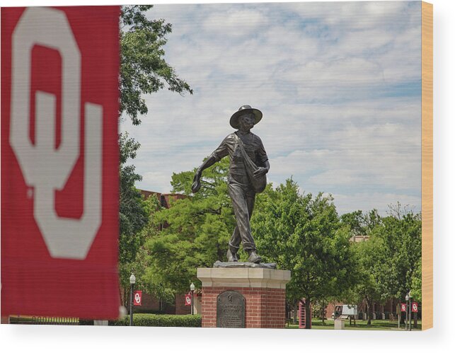 Big 12 Wood Print featuring the photograph Sower Statue on the campus of the University of Oklahoma #1 by Eldon McGraw