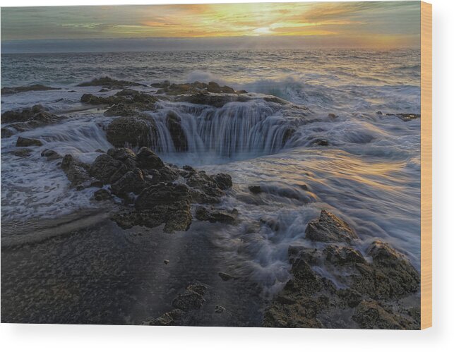 Thor's Well Wood Print featuring the photograph Thor's Well #1 by Jonathan Davison