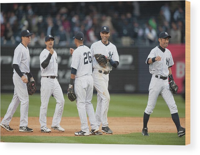 East Wood Print featuring the photograph Derek Jeter by Rob Tringali