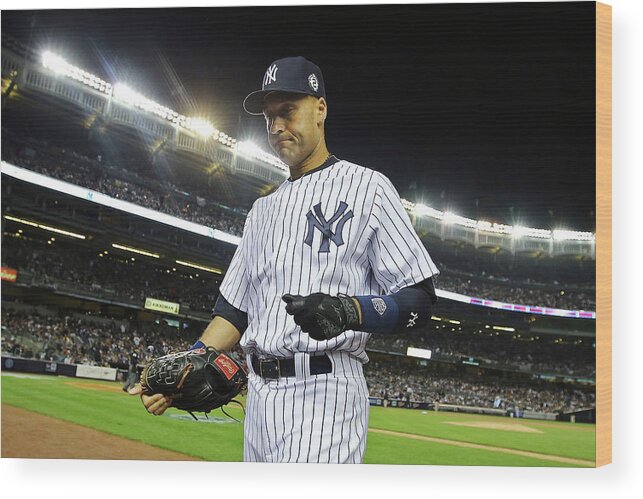People Wood Print featuring the photograph Derek Jeter #9 by Al Bello