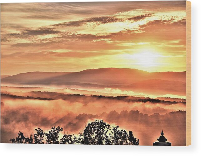 Sunrise Wood Print featuring the photograph An Appalachian Sunrise by Kim Bemis