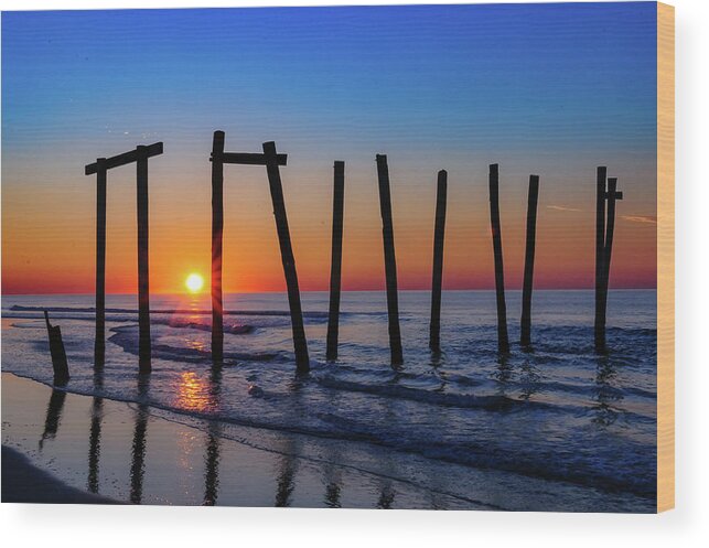 59th Pier Wood Print featuring the photograph Another Sunrise by Louis Dallara