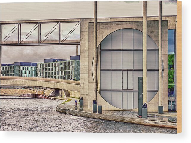 Federal Chancellery Wood Print featuring the photograph Berlin River Spree Walk by WAZgriffin Digital