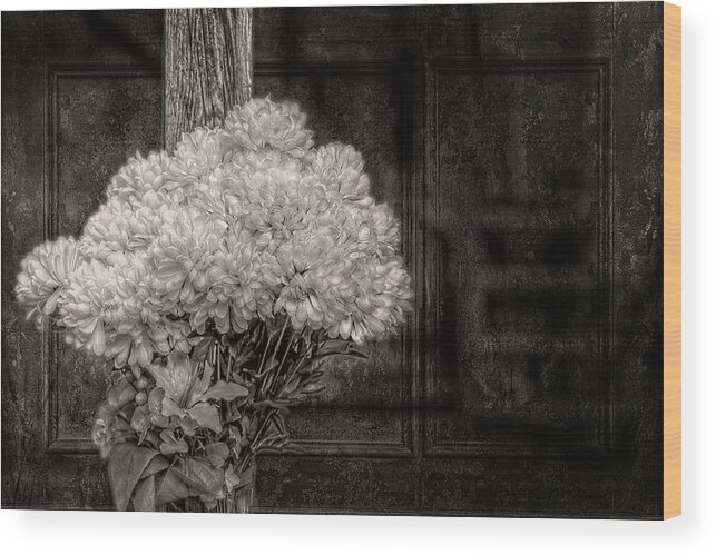 Neatimage Wood Print featuring the photograph Bouquet by Roberto Pagani