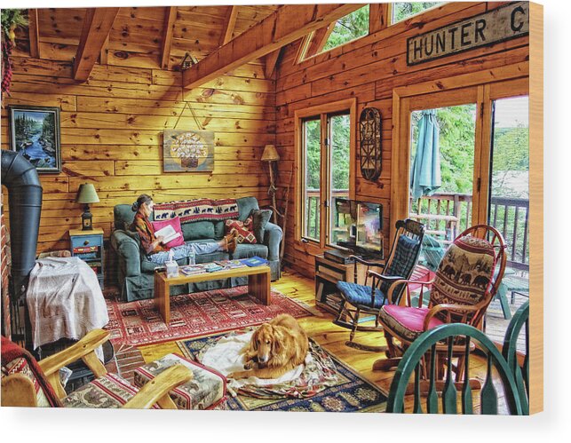 Cabin Wood Print featuring the photograph Cabin at the Lake by Russ Considine