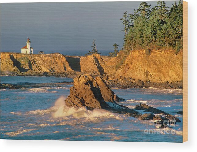Dave Welling Wood Print featuring the photograph Cape Arago Lighthouse At Sunset Oregon by Dave Welling