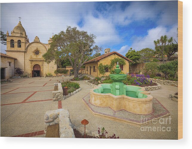 America Wood Print featuring the photograph Carmel Mission Forecourt by Inge Johnsson