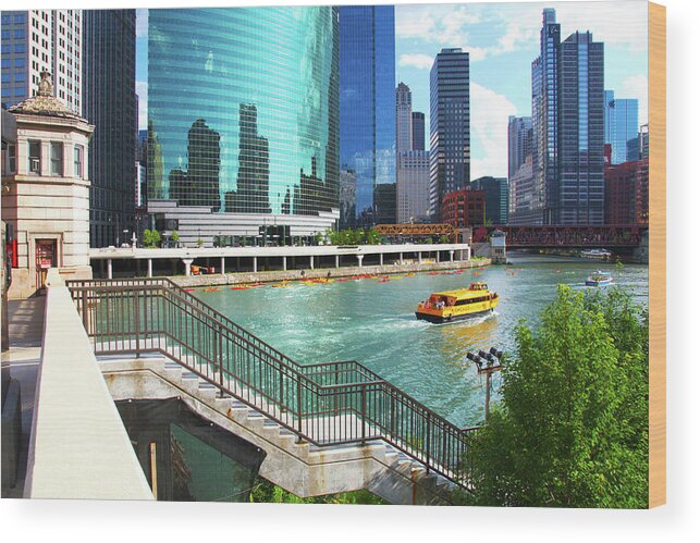 Chicago Skyline Wood Print featuring the photograph Chicago Skyline River Boat by Patrick Malon