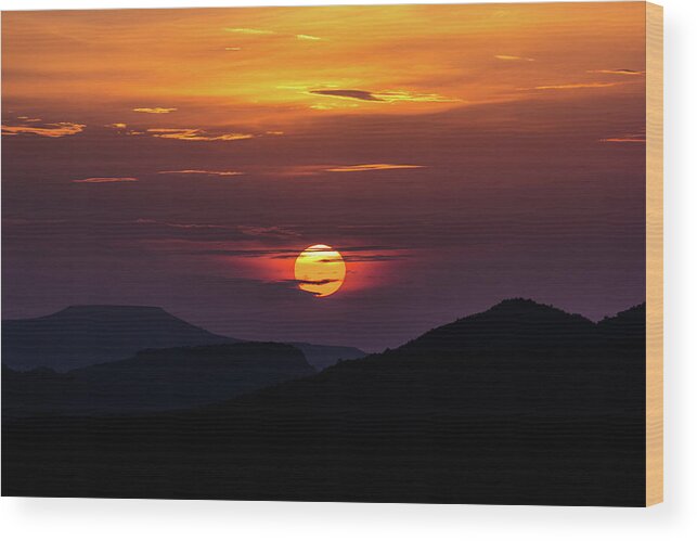 Sunrise Wood Print featuring the photograph Cloudy Sunrise 001423 by Renny Spencer