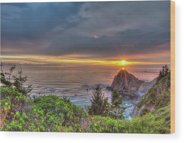 Beach Wood Print featuring the photograph Coastal Sunset by Mike Lee