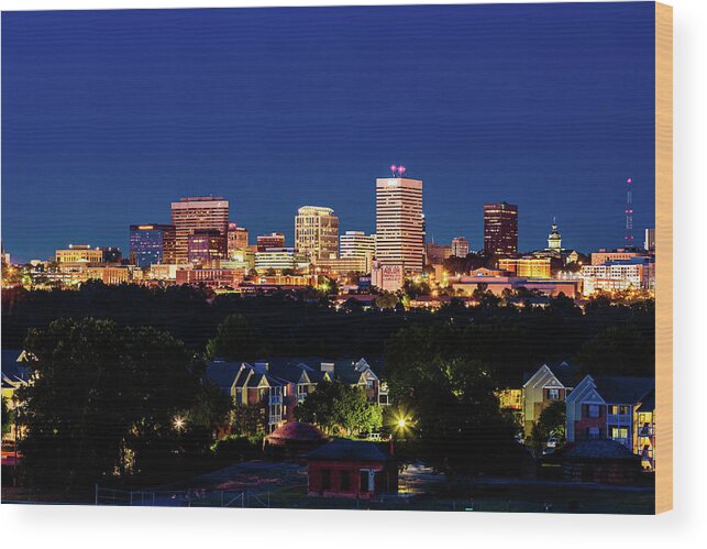 2018 Wood Print featuring the photograph Columbia Skyline v1 by Charles Hite