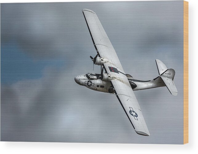 2019 Wood Print featuring the photograph Consolidated PBY Catalina turning in flight by Scott Lyons
