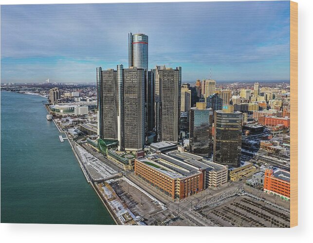 Detroit Wood Print featuring the photograph Detroit Ren Cen DJI_0475 by Michael Thomas