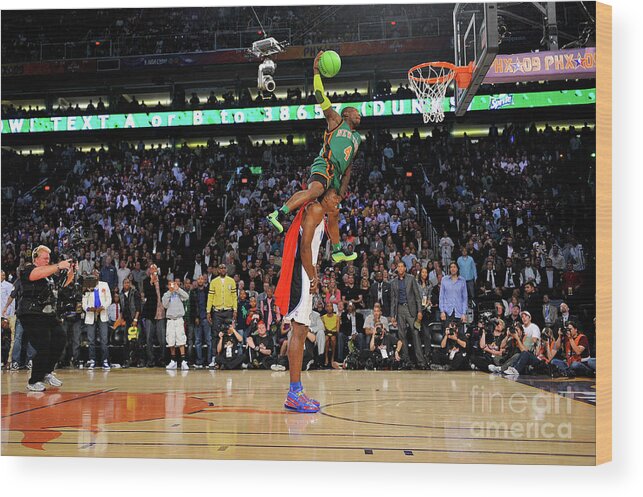 Nba Pro Basketball Wood Print featuring the photograph Dwight Howard and Nate Robinson by Jesse D. Garrabrant