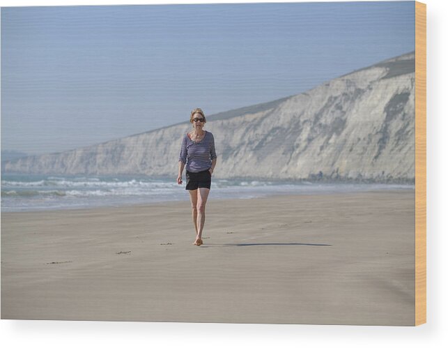 People Wood Print featuring the photograph Family beach time by s0ulsurfing - Jason Swain