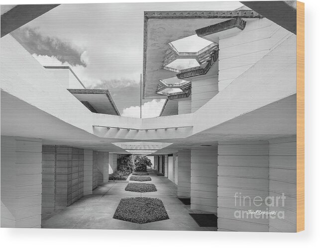 Florida Southern College Wood Print featuring the photograph Florida Southern College Walkway by University Icons
