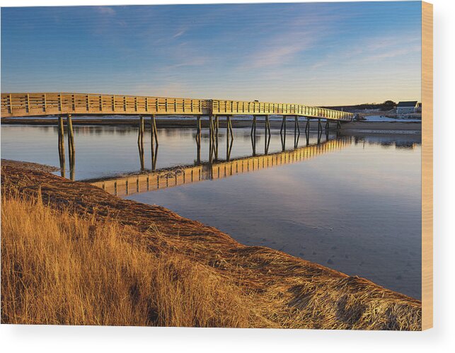 Bay Wood Print featuring the photograph Footbridge Morning by Jeff Sinon