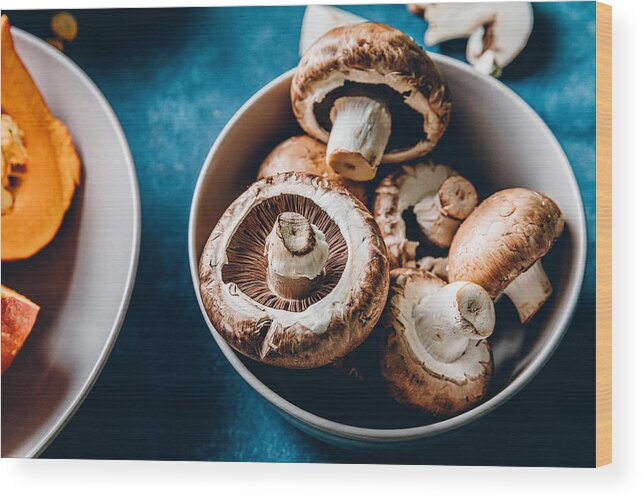 Berlin Wood Print featuring the photograph Fresh mushrooms in a bowl by Alvarez
