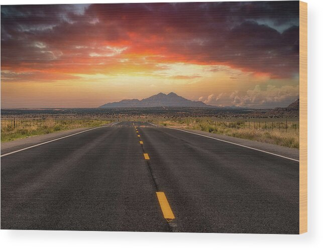 New Mexico Wood Print featuring the photograph Highway Run by G Lamar Yancy